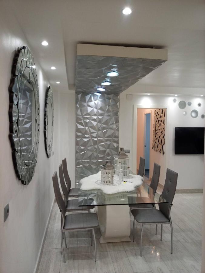 Emirato Home Malaga Ngoại thất bức ảnh